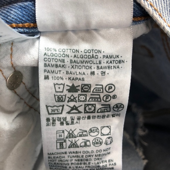 Levi’s 501 Cutoff Shorts Raw Hem Distressed Sz 32 - Picture 6 of 6